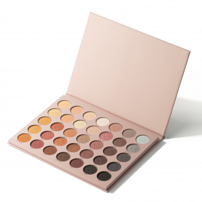 Палетка тіней для повік 35 кольорів Bogenia Pro Match Eyeshadow Palette BG905
